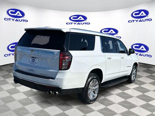 2023 Chevrolet Suburban Premier