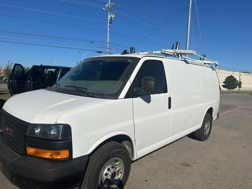 2023 GMC Savana 2500 Work Van