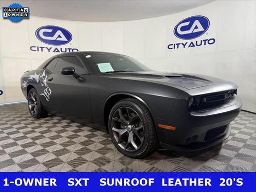 2019 Dodge Challenger SXT