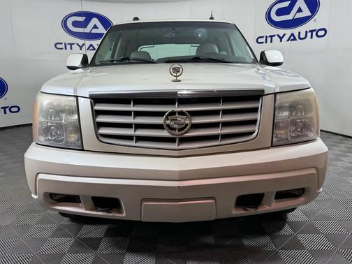 2005 Cadillac Escalade EXT Base