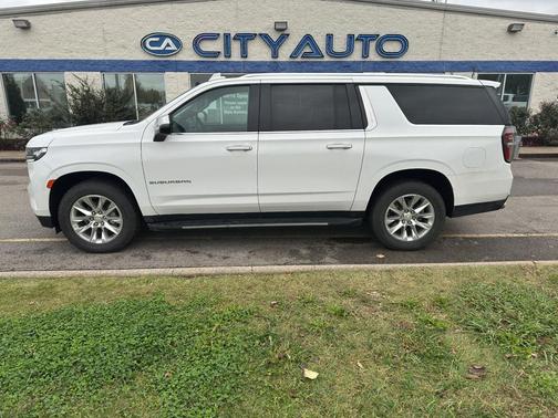 2023 Chevrolet Suburban Premier