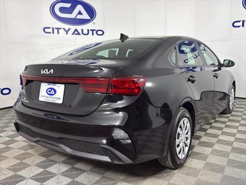 2024 Kia Forte LX