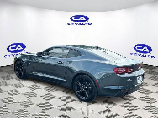 Shadow Gray Metallic 2022 Chevrolet Camaro 1LT