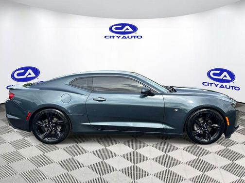 Shadow Gray Metallic 2022 Chevrolet Camaro 1LT