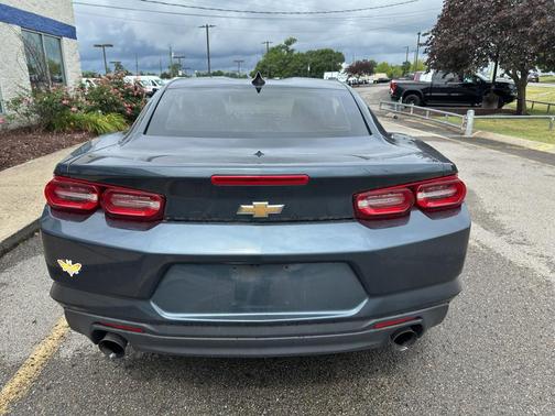 Shadow Gray Metallic 2022 Chevrolet Camaro 1LT
