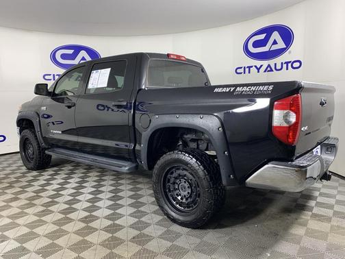 2019 Toyota Tundra SR5