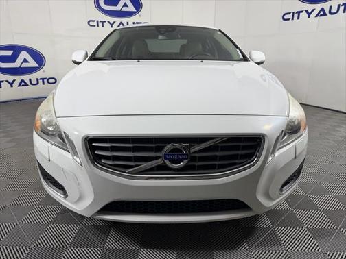 2012 Volvo S60 T5