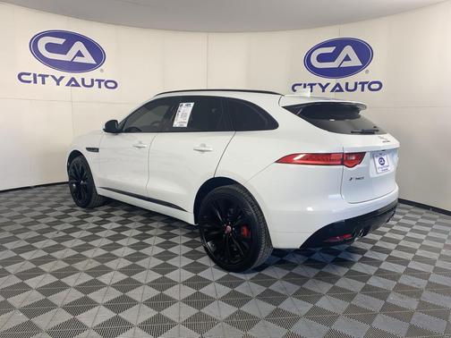 2017 Jaguar F-PACE S
