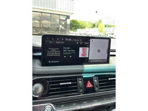 Makalu Gray 2023 Genesis G70 2.0T RWD