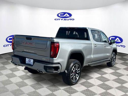 Sterling Metallic 2024 GMC Sierra 1500 AT4