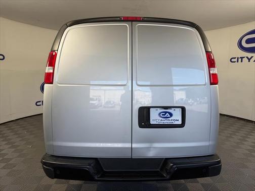 2021 GMC Savana 2500 Work Van