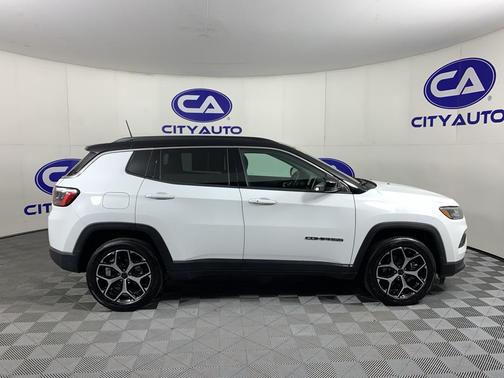 Bright White Clearcoat 2025 Jeep Compass Limited