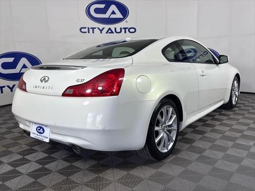 2012 INFINITI G37 Journey