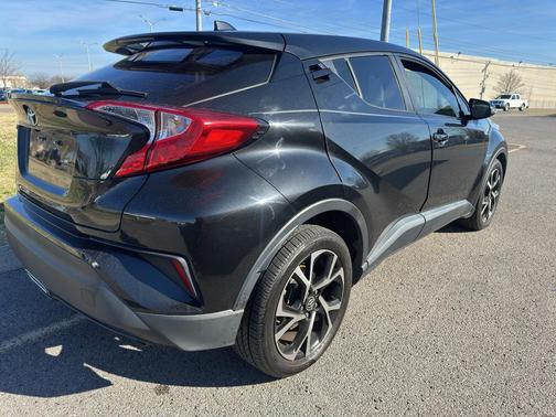 2019 Toyota C-HR XLE