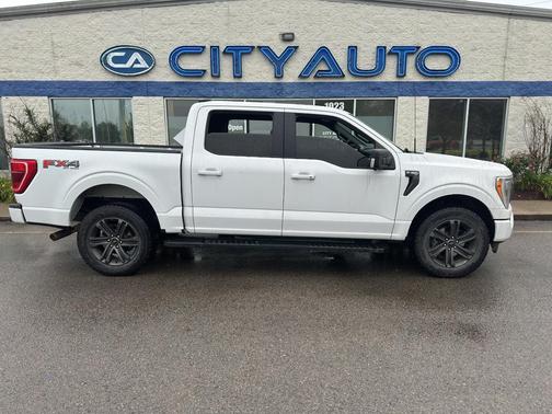 Oxford White 2022 Ford F-150 XLT
