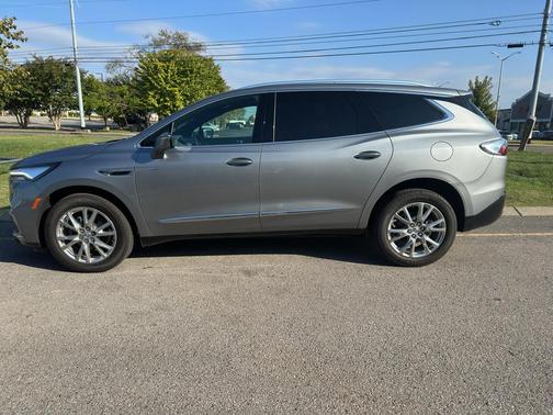 2023 Buick Enclave Premium FWD