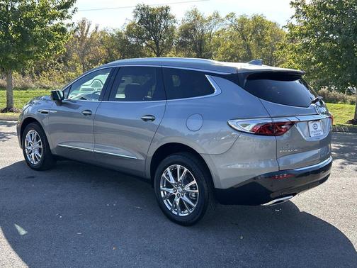 2023 Buick Enclave Premium FWD