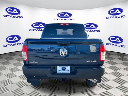 2021 RAM 2500 Tradesman Crew Cab 4x4 6'4' Box