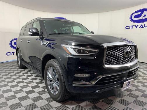 Black Obsidian 2022 INFINITI QX80 Luxe