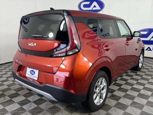 2024 Kia Soul LX