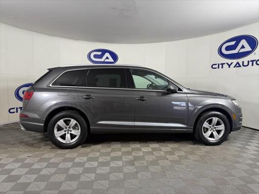 2019 Audi Q7 45 Premium