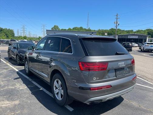 2019 Audi Q7 45 Premium