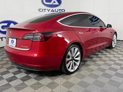 2019 Tesla Model 3 Performance