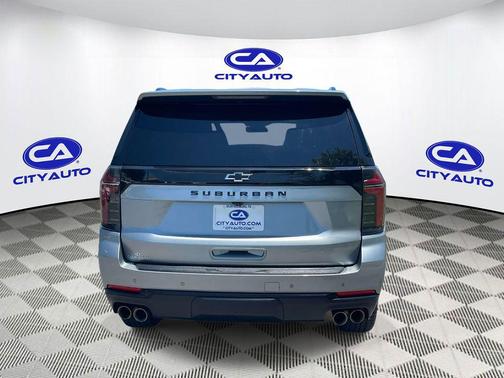 Sterling Gray Metallic 2025 Chevrolet Suburban 4WD Z71