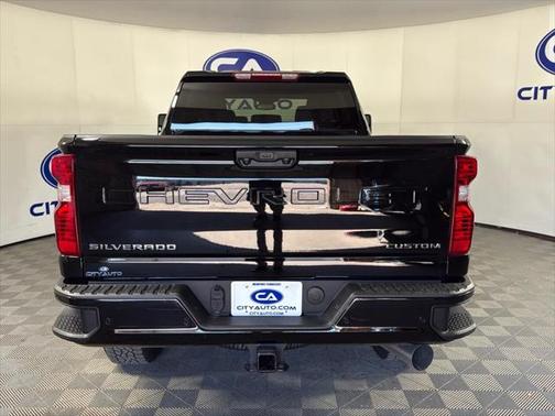 2024 Chevrolet Silverado 2500 Custom
