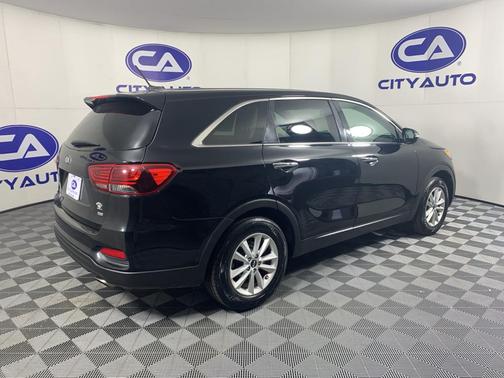 2019 Kia Sorento L