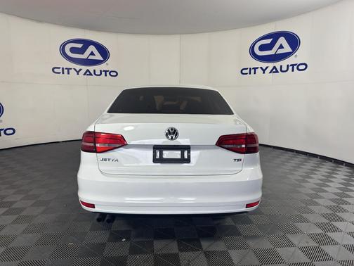 Pure White 2017 Volkswagen Jetta 1.4T S