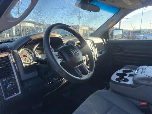 2017 RAM 1500 Express