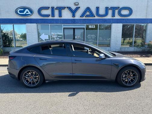 Midnight Silver Metallic 2021 Tesla Model 3 Long Range