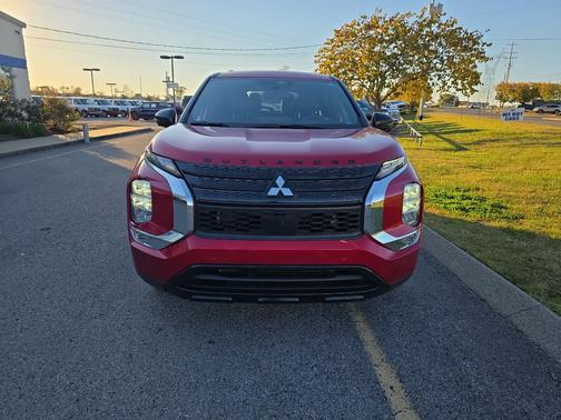 2024 Mitsubishi Outlander SE Black Edition S-AWC