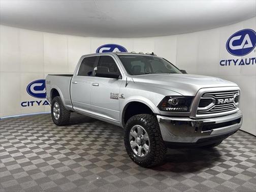 2018 RAM 2500 Laramie Crew Cab 4x4 6'4' Box