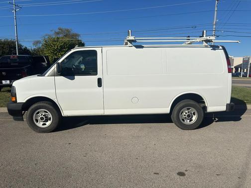 2023 GMC Savana 2500 Work Van