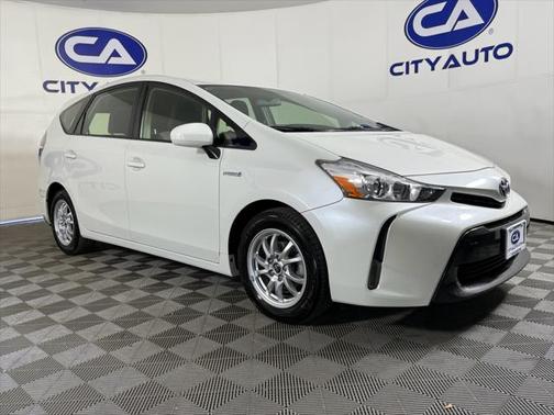 2017 Toyota Prius v Three