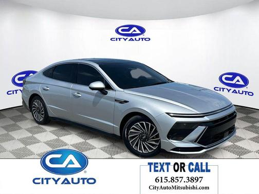 Aero Silver 2025 Hyundai SONATA Hybrid Limited