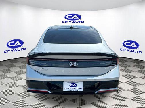 Aero Silver 2025 Hyundai SONATA Hybrid Limited