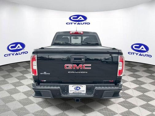 2022 GMC Canyon AT4