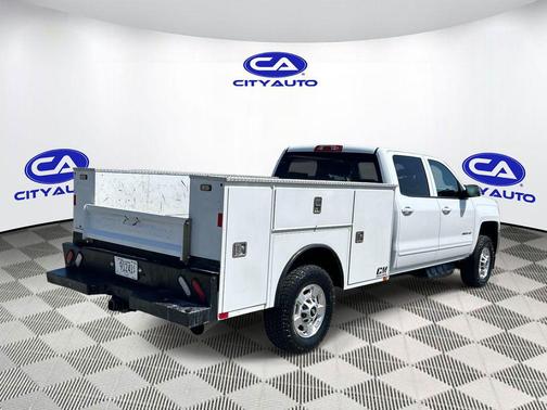 Summit White 2018 Chevrolet Silverado 2500 LT