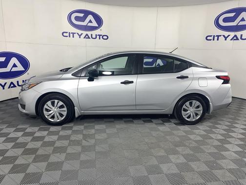 2025 Nissan Versa 1.6 S