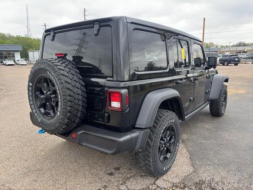 Black Clearcoat 2023 Jeep Wrangler 4xe Willys