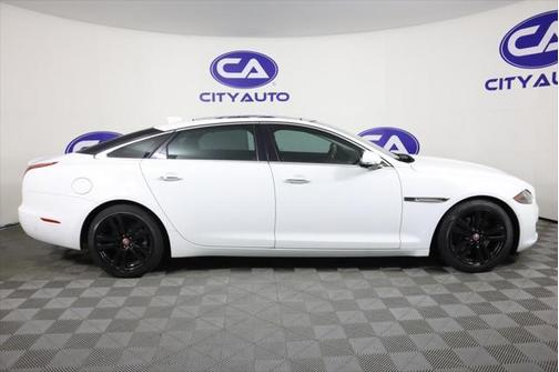Polaris White 2016 Jaguar XJ XJL Portfolio