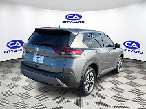 2021 Nissan Rogue SV