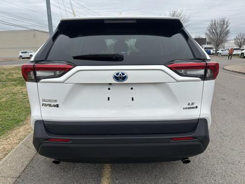 2024 Toyota RAV4 Hybrid LE