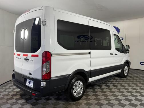 2015 Ford Transit-150 XLT