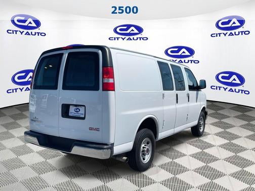 2023 GMC Savana 2500 Work Van