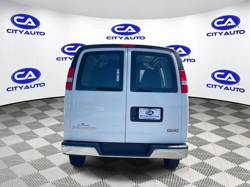 2023 GMC Savana 2500 Work Van