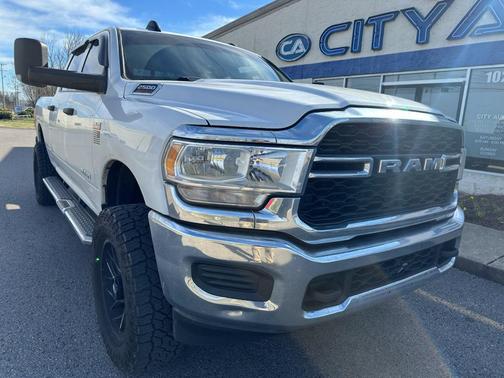 2021 RAM 2500 Tradesman Crew Cab 4x4 6'4' Box